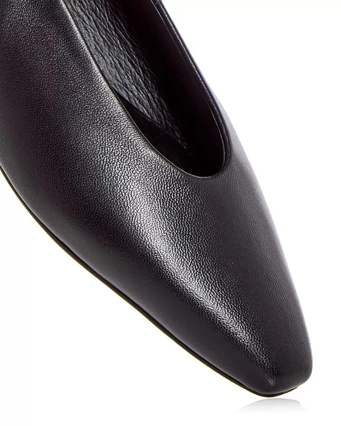 Hinted Pointed Flats