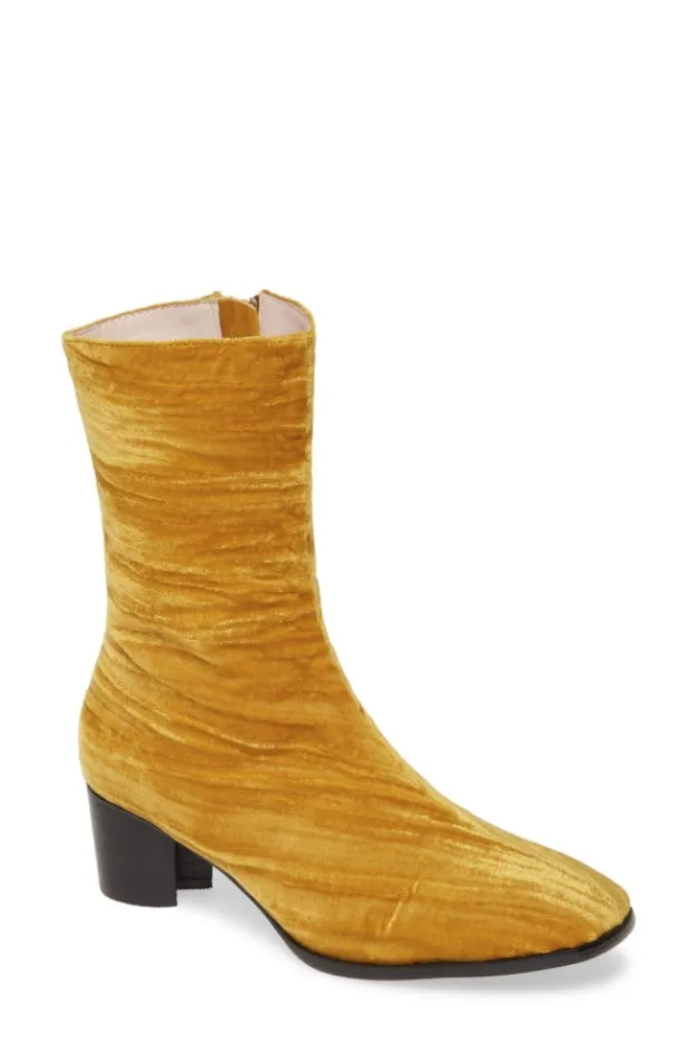 INTENTIONALLY BLANK HYPE BOOT