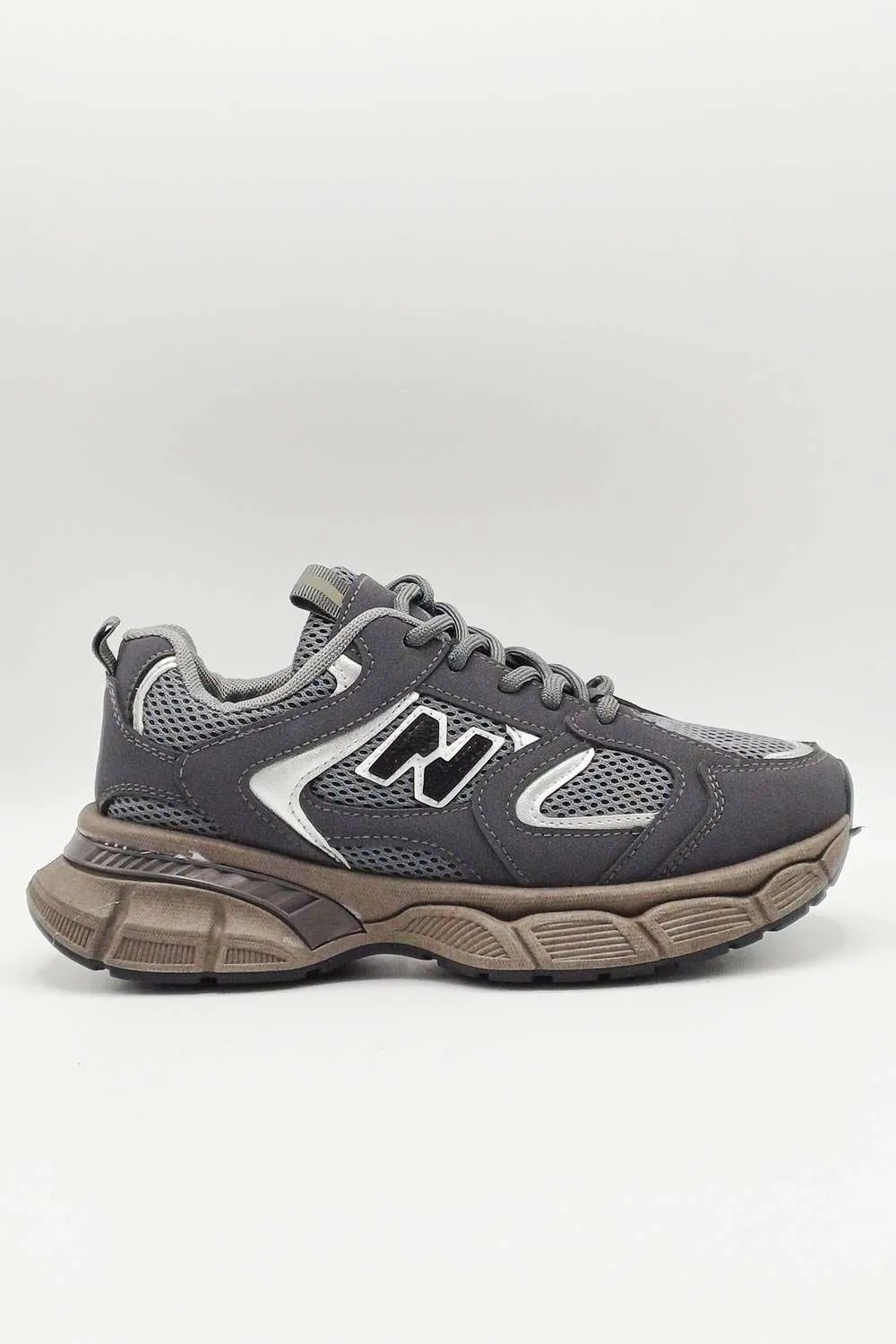 Novastride Mesh Lace-Up Trainers in Grey
