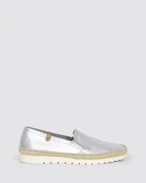 NURIA FLATS PLATA SILVER LEATHER