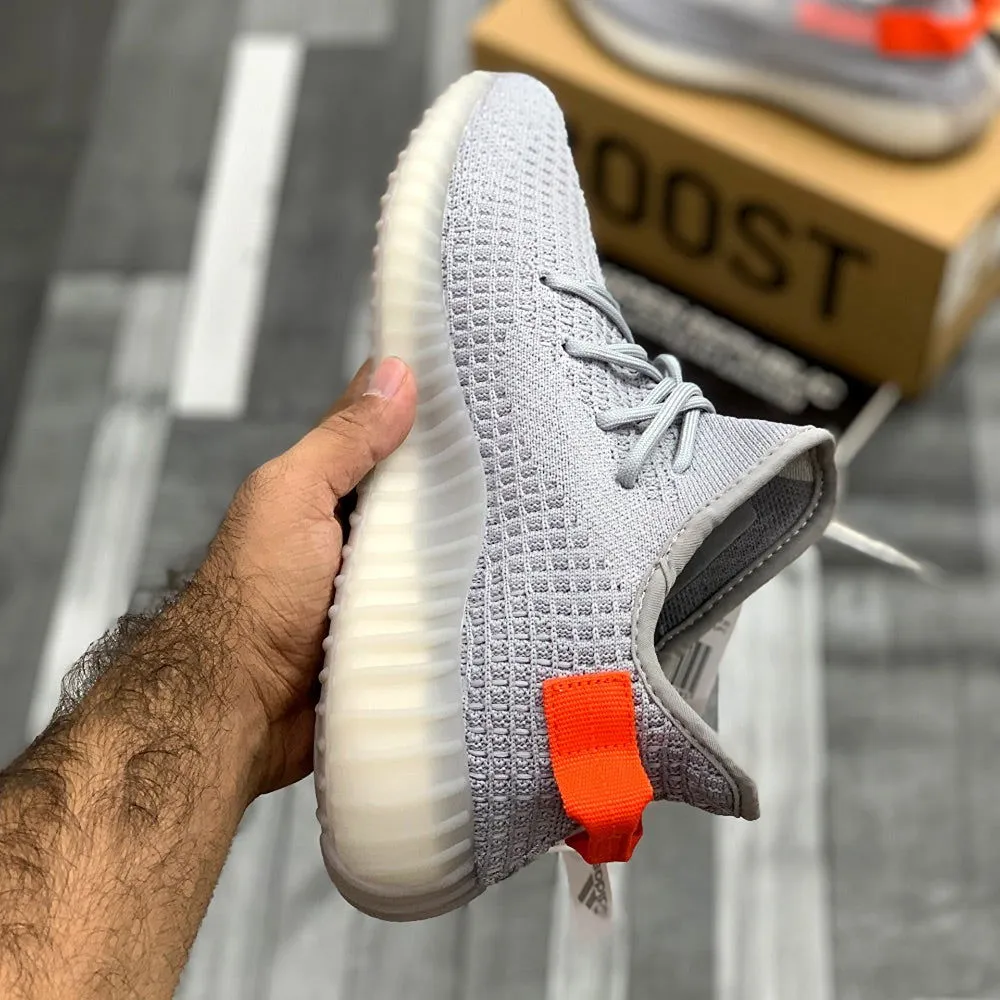 Yeeezzyy 350 v2 (Tail Lights) 1:1 UA batch