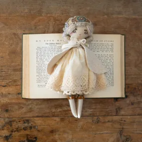 zoe fairytale girl